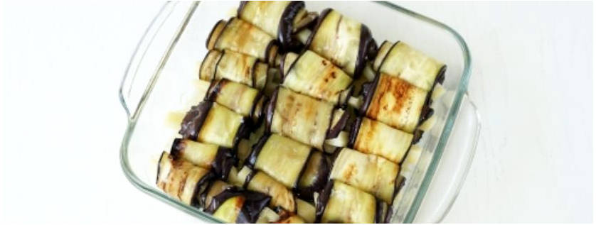 Рулетики из баклажанов с сыром и чесноком в духовке