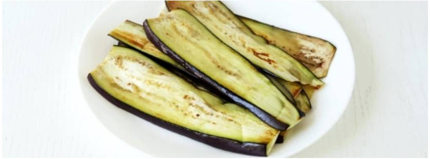 Рулетики из баклажанов с сыром и чесноком в духовке