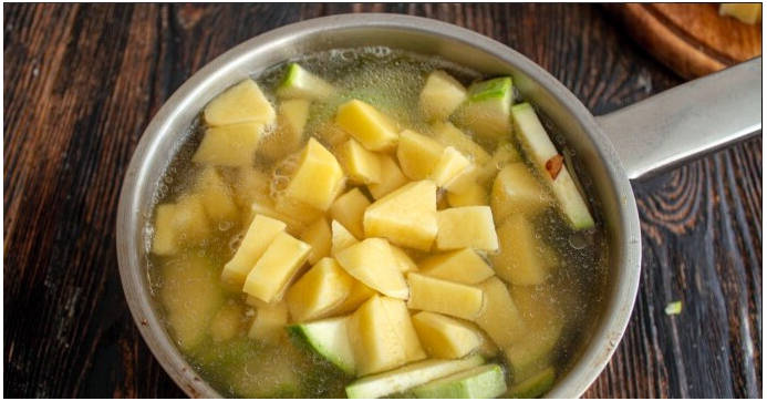 Суп-пюре из кабачков и картофеля