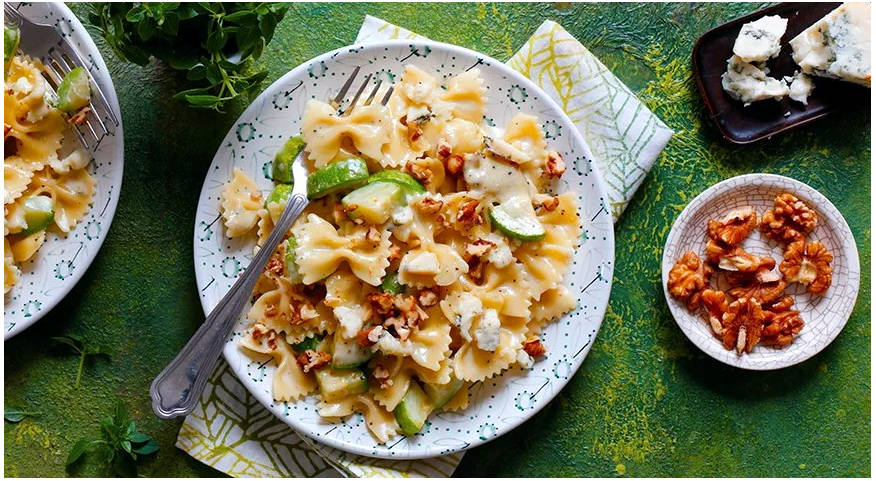 Кабачки с макаронами на сковороде Кабачки с макаронами на сковороде