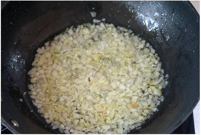 Баклажаны с куриной грудкой на сковороде Баклажаны с куриной грудкой на сковороде