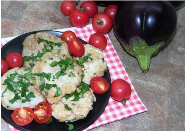 Баклажаны с фаршем на сковороде