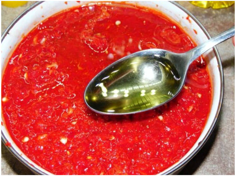 Горький перец с чесноком через мясорубку без варки на зиму Горький перец с чесноком через мясорубку без варки на зиму