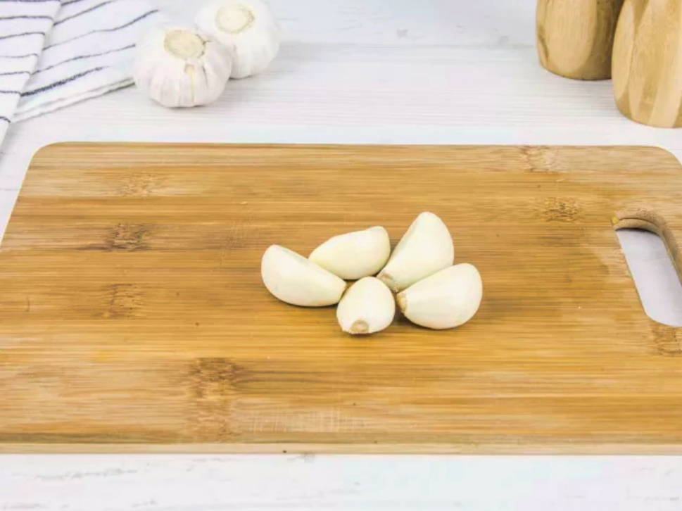 Протертые помидоры с чесноком на зиму