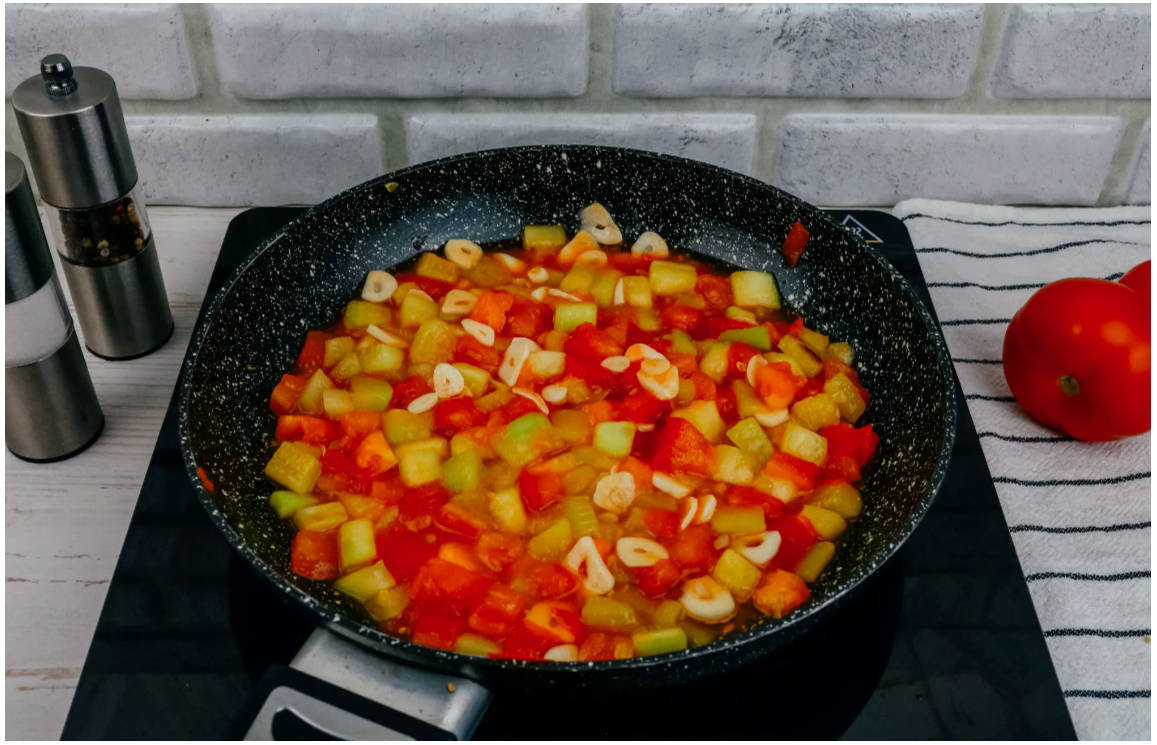 Закуска из жареных кабачков с чесноком на зиму