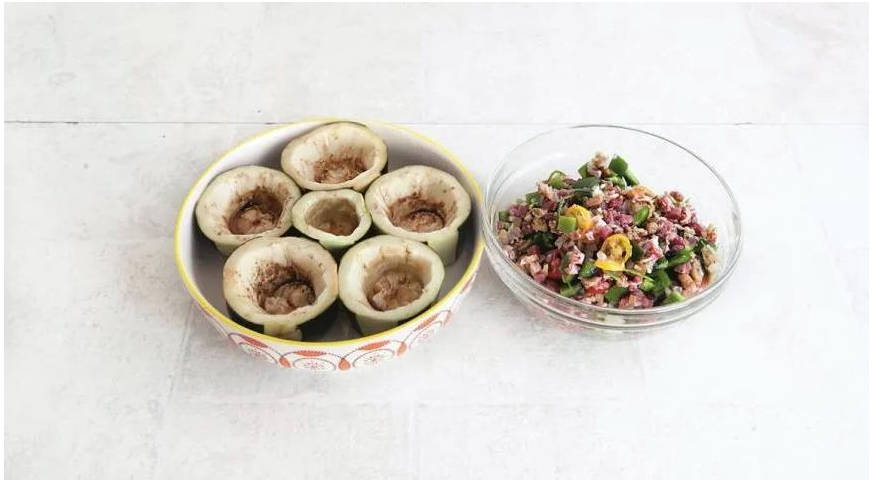Фаршированные баклажаны мясом в духовке Фаршированные баклажаны мясом в духовке