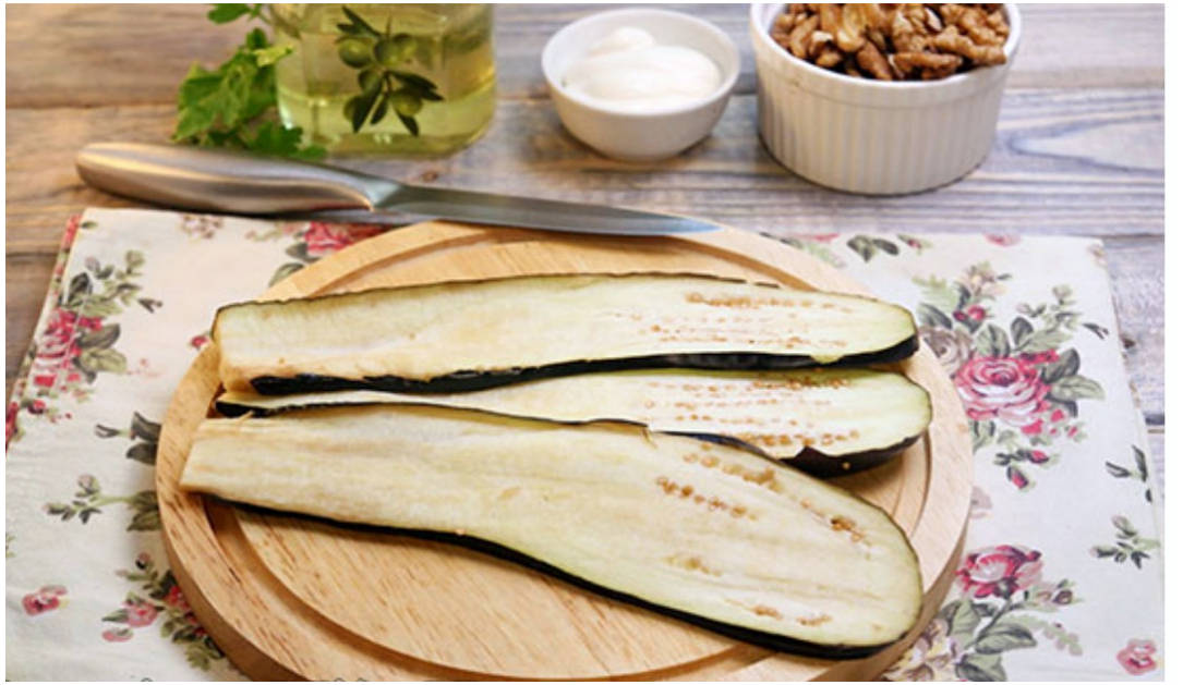 Грузинские рулетики из баклажанов