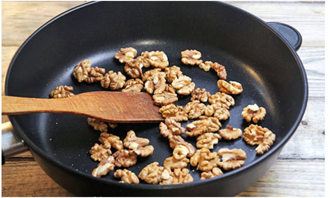 Грузинские рулетики из баклажанов