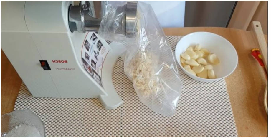 Классическая хреновая закуска без варки на зиму
