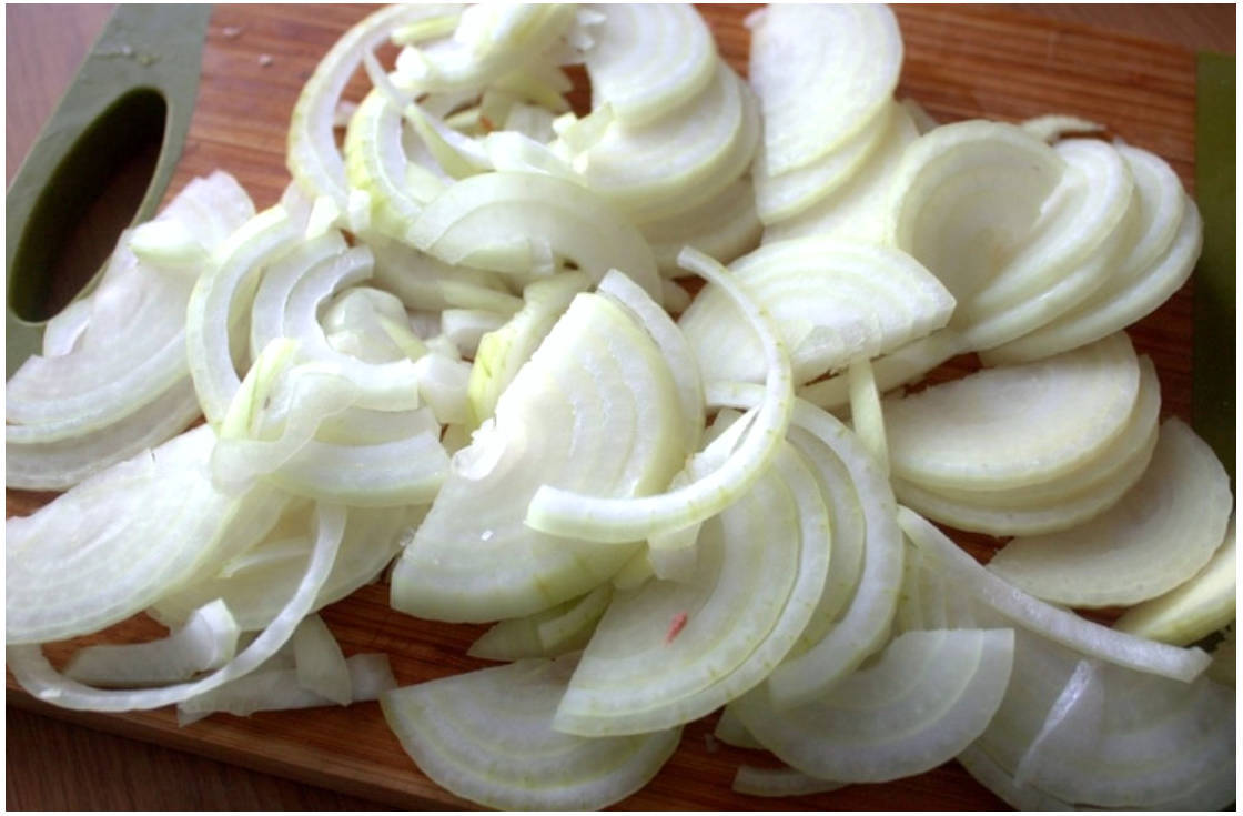 Салат из черной редьки с мясом