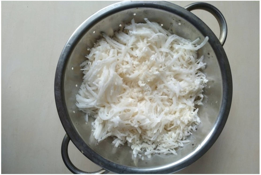 Салат из белой редьки