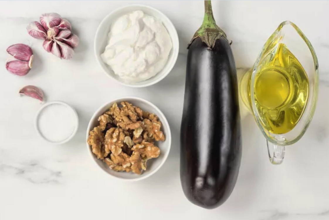 Рулетики из баклажанов с творожным сыром и грецкими орехами по-грузински