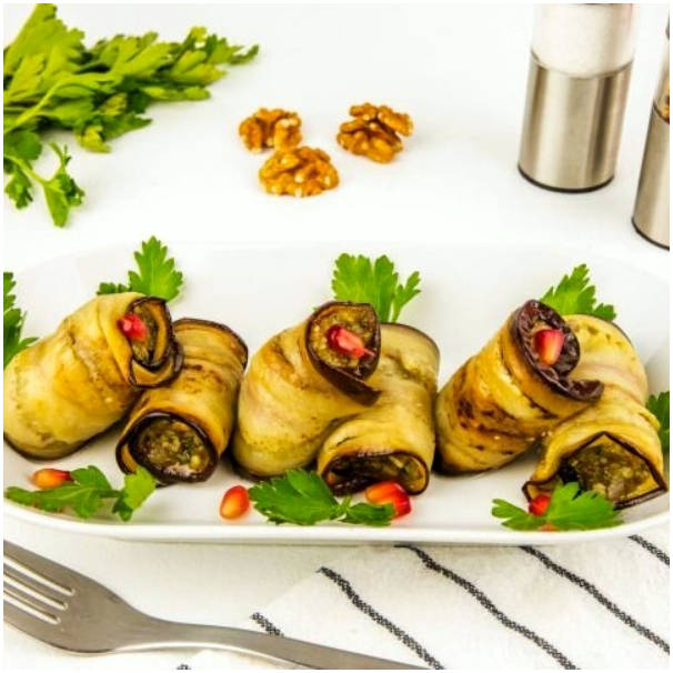 Рулетики из баклажанов по-грузински