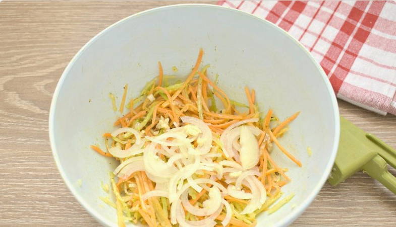 Салат из зеленой редьки по-корейски