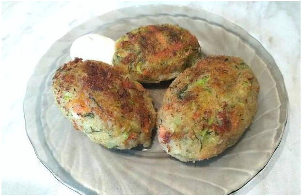 Котлеты из кабачков, картошки и моркови Котлеты из кабачков, картошки и моркови