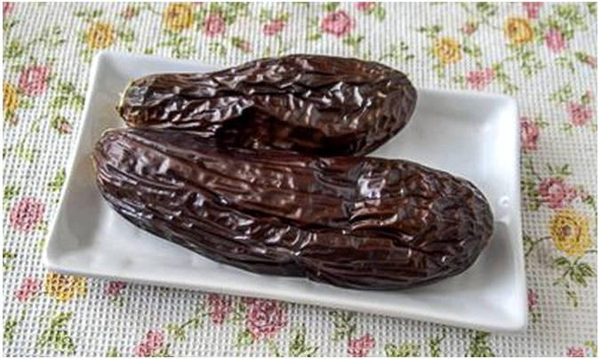 Баклажаны в помидорной заливке