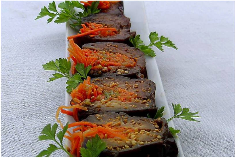 Квашеные фаршированные баклажаны с морковью