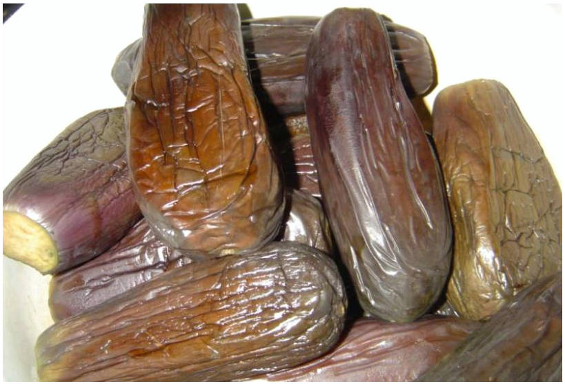 Квашеные фаршированные баклажаны с морковью