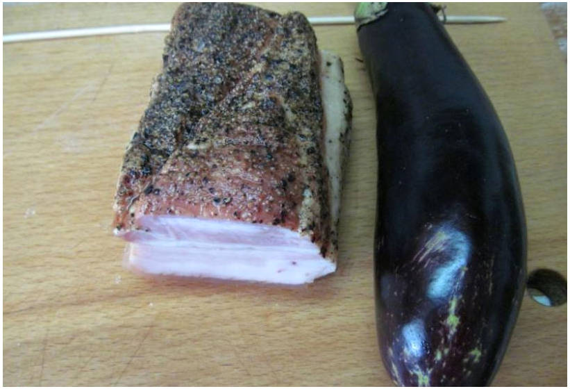 Баклажаны с беконом