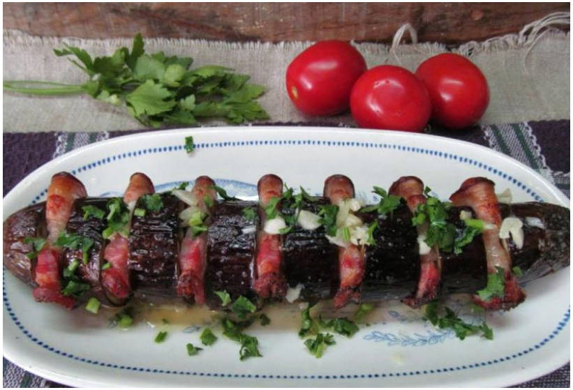 Баклажаны с беконом