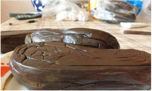 Баклажаны под гнетом