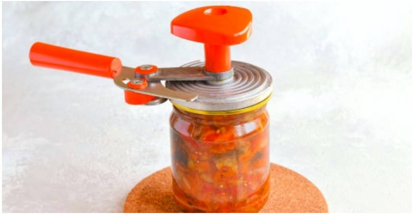 Салат из баклажанов с фасолью и овощами на зиму