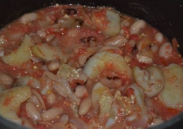 Баклажаны с фасолью