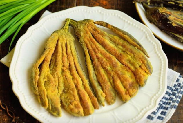 Баклажаны в кукурузной муке