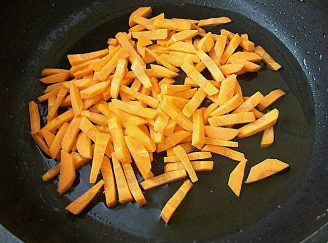 Баклажаны с перцем и помидорами