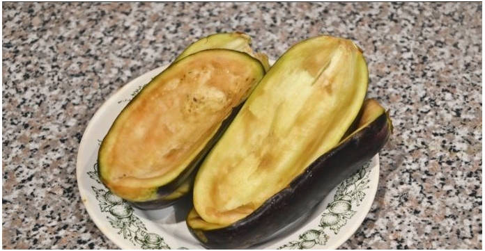 Баклажаны, фаршированные овощами