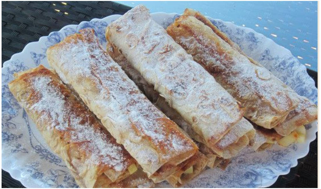 Пирожки из лаваша с яблоками на сковороде