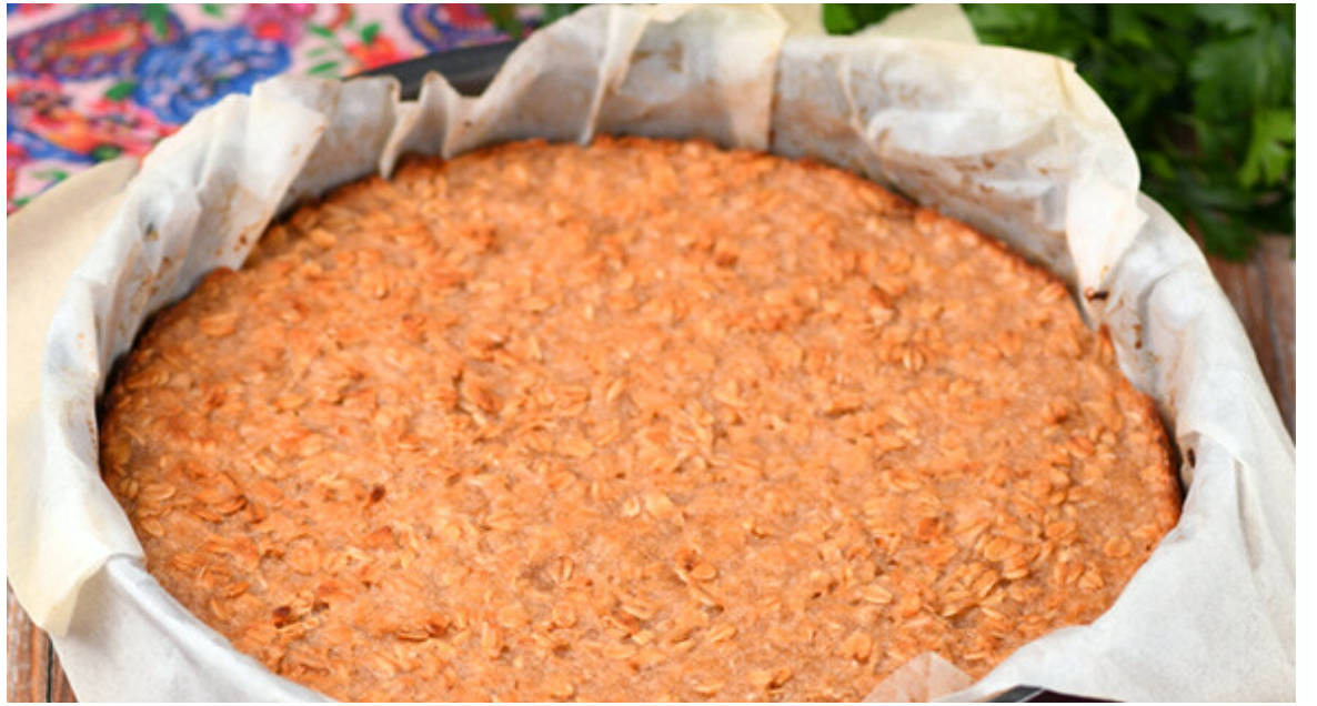 Овсяный пирог с яблоками без муки в духовке