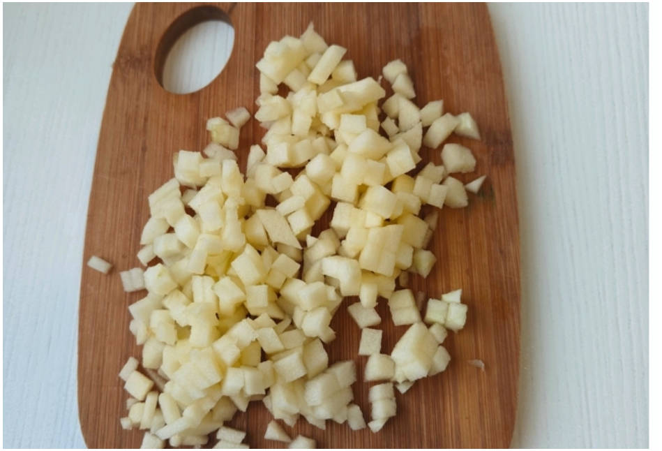 Пирожки с яблоками и корицей