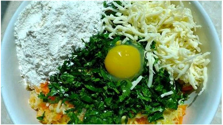 Оладьи из кабачков, картофеля и моркови