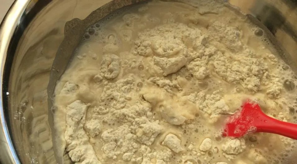 Постные пирожки с яблоками в духовке