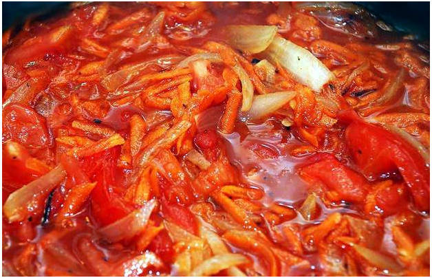 Вкусная тушеная капуста без мяса на сковороде