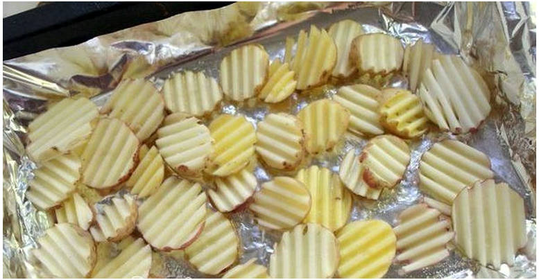 Камбала с картошкой в духовке