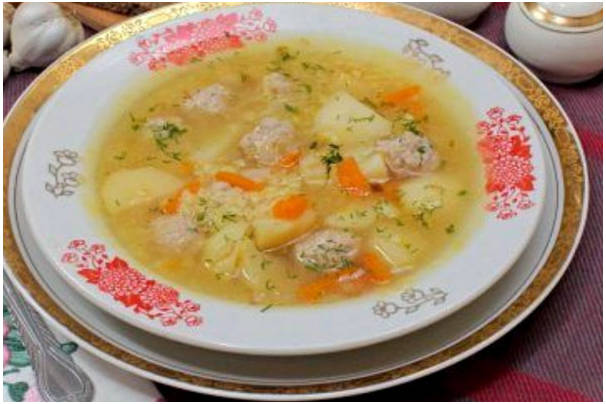 Суп с пшеном и фрикадельками