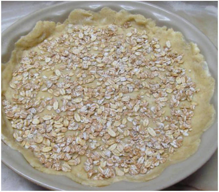 Пирог с яблоками и малиной