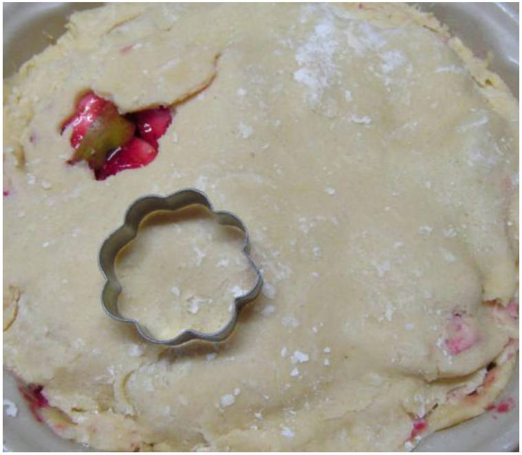 Пирог с яблоками и малиной