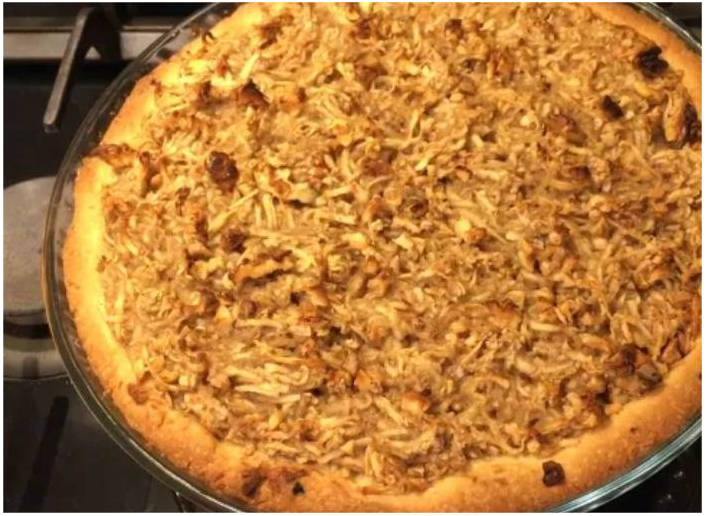 Открытый пирог с яблоками