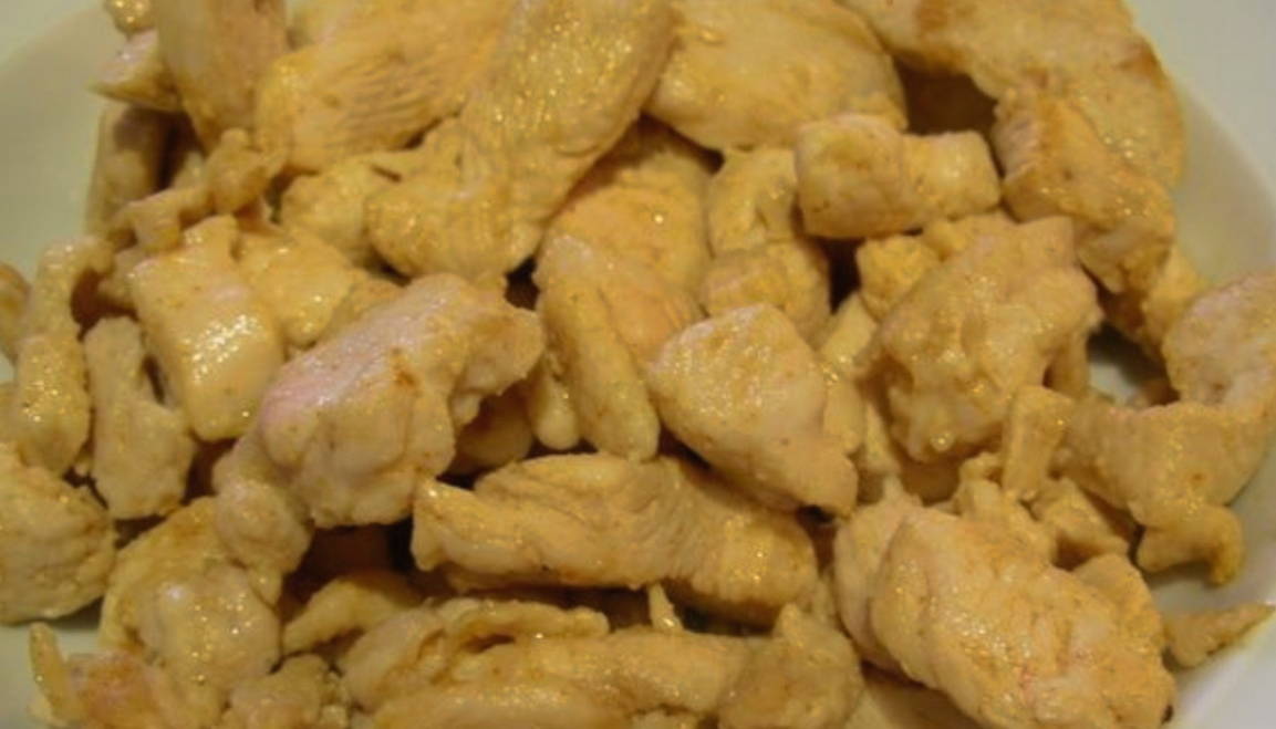 Блинный салат с куриной грудкой