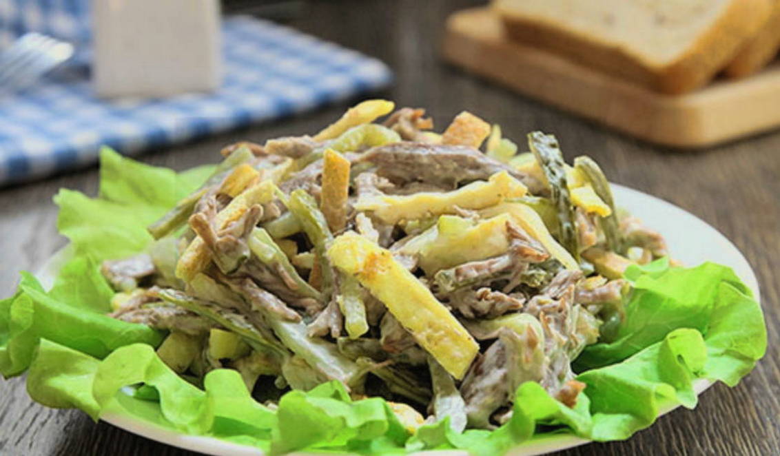 Блинный салат с мясом