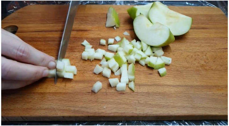 Пирог из лаваша с творогом и яблоками в духовке
