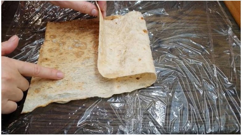 Пирог из лаваша с творогом и яблоками в духовке