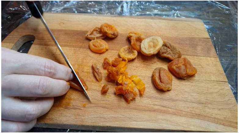 Пирог из лаваша с творогом и яблоками в духовке