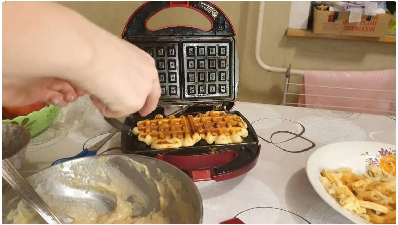 Банановые вафли в мультипекаре Редмонд