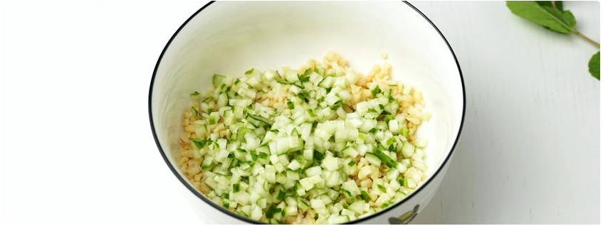 Арабский салат с булгуром и зеленью