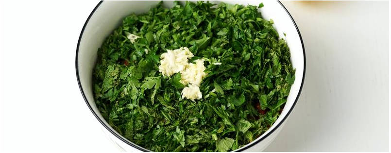 Арабский салат с булгуром и зеленью