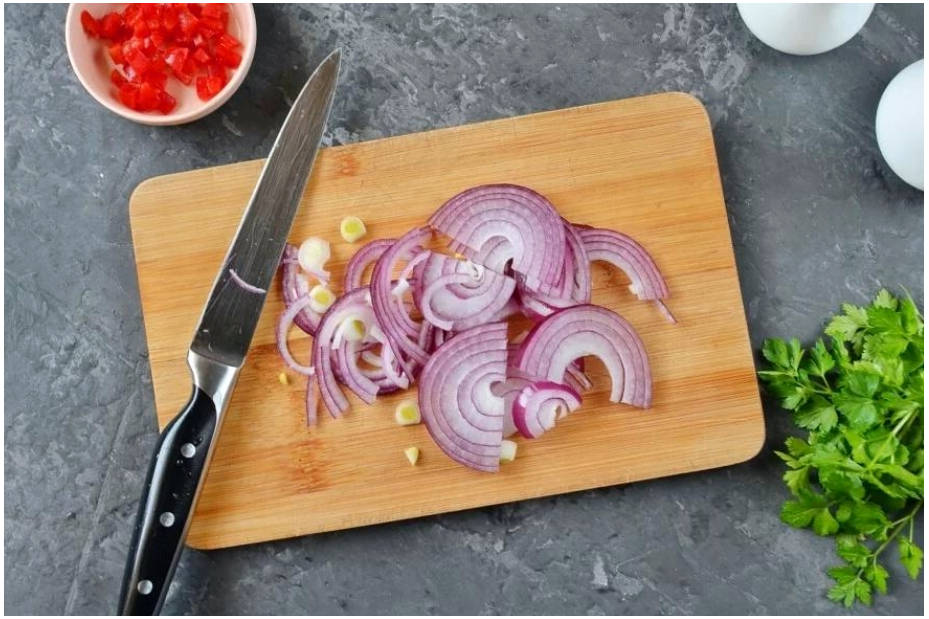Вегетарианский салат с кукурузой